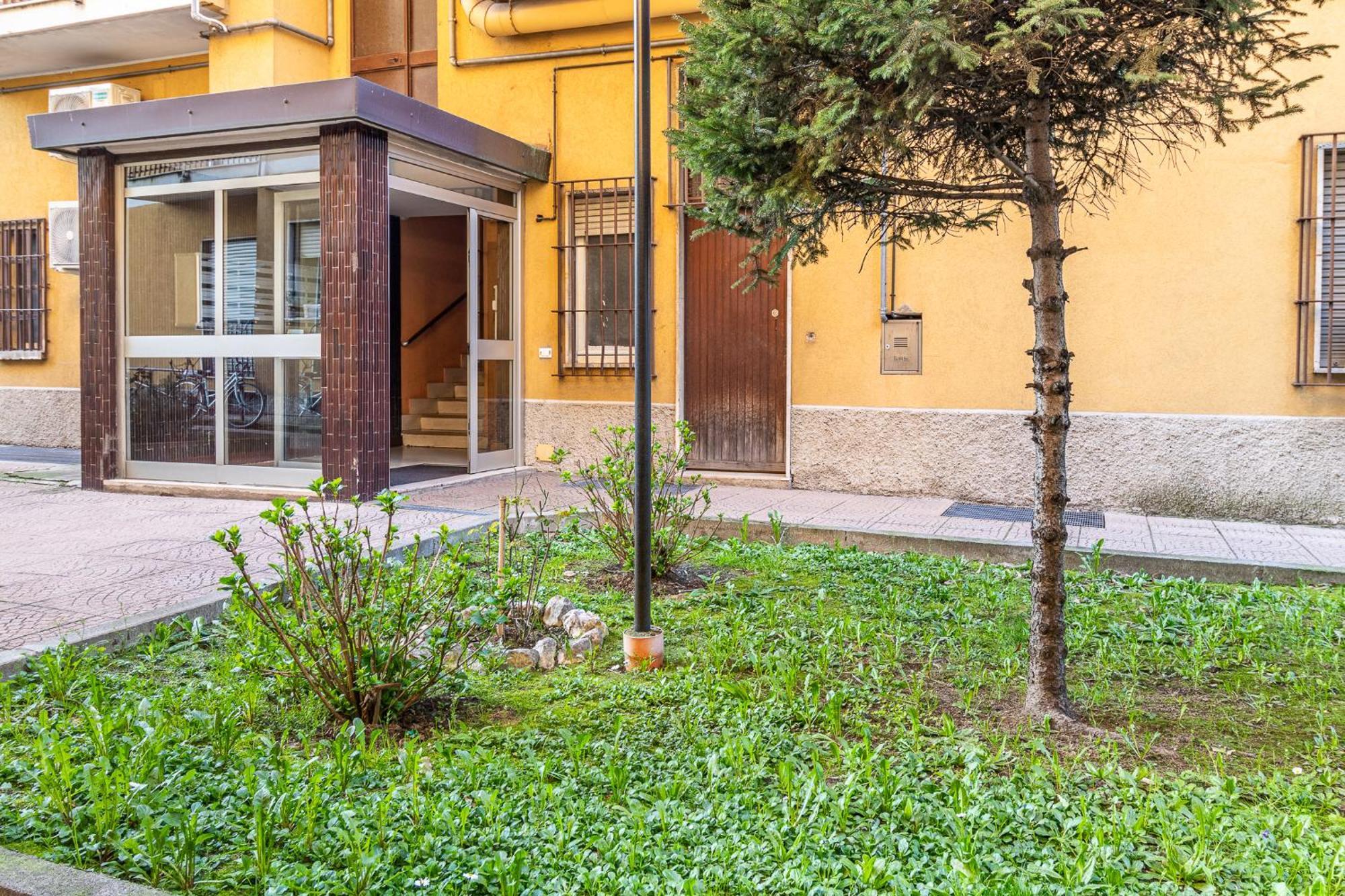 Policlinico San Donatom3 Suite Duomo 30Minuti San Donato Milanese Exterior foto